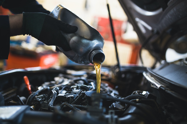 Why You Still Need An Oil Change After The Recommended Time Frame, Even If You Haven't Yet Reached The Mileage Interval